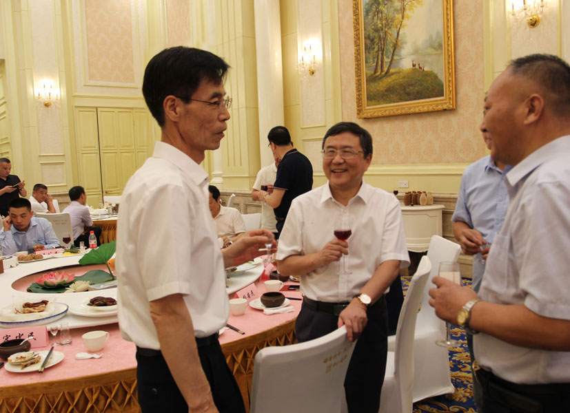 楊安民從業(yè)卅五周年系列報(bào)道--“璀璨卅五年，榮耀共分享”紀(jì)念晚宴